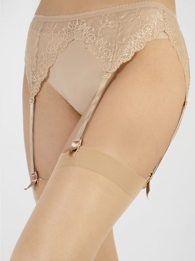 Cette Cristal Sheer Stockings Natural 20 den Silicone free stockings with reinforced top and toes. S-4XL 307-804