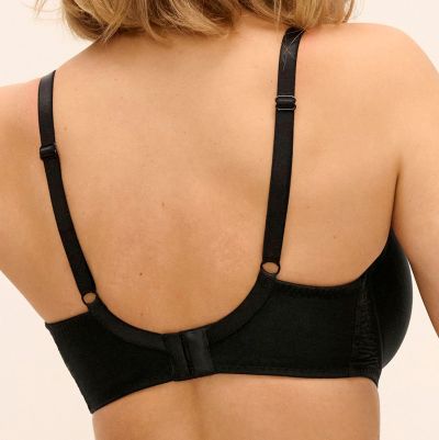 Freya Freya Flirt UW Padded Half Cup Bra - Black Underwired and padded half cup bra. 60-85, D-L AA403315-BLK