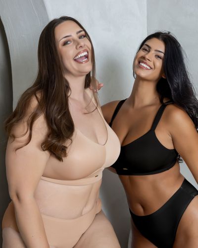 Parfait Lingerie Holly Wire Free Seamless Bra - Black Non-wired bralette with smooth, seamfree cups. M-2XL, S+-3XL+ (D-L cups) P8000-BLK