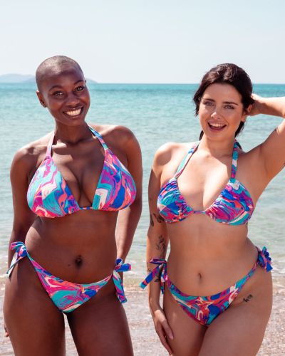 Curvy Kate Ibiza String Bikini Top Print Mix Non-wired, dual sized string bikini top. 65-90 E/F - M/N CS039308-MIX