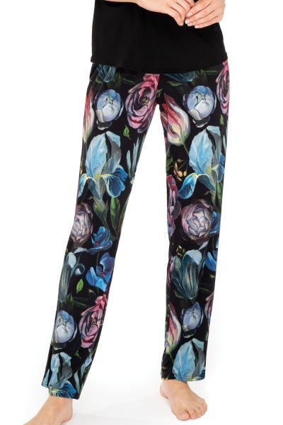  Ingrid Pyjama Set Black Floral 2 piece pyjama set S/34-36 - 2XL/50-52 