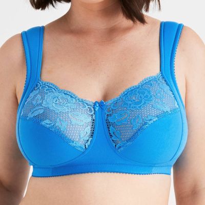 Miss Mary Lovely Lace Non-Wired Bra - Soft Aqua Non-wired full cup bra with extra wide straps. 80-120 D-H MM-2105-40/AQA