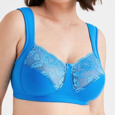 Miss Mary Lovely Lace Non-Wired Bra - Soft Aqua Non-wired full cup bra with extra wide straps. 80-120 D-H MM-2105-40/AQA