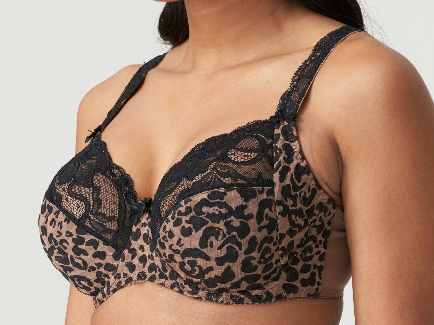 PrimaDonna SATIN black non padded full cup seamless | PrimaDonna Europe