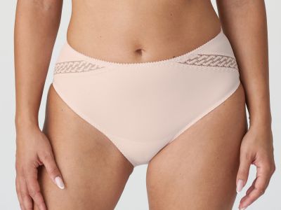 PrimaDonna Montara Full Brief Crystal Pink Lace decorated full brief to match with your Montara bra. M/40 - 5XL/52 0563381-CRP