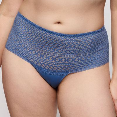 PrimaDonna Montara Luxury Thong - Regatta All lace brazilian thong to match with your Montara bra. S/38 - 3XL/48 0663381-REG