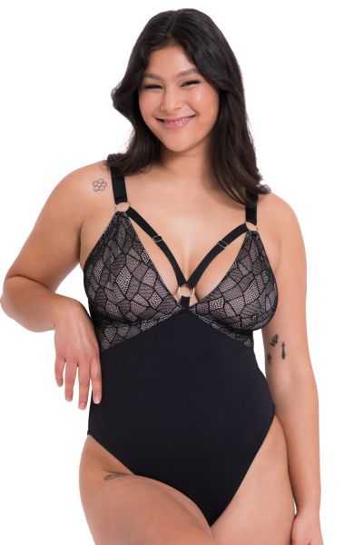Curvy Kate Non Stop Stretch Body Black-Pink Nonwired lace body with adjustable straps to fit DD-HH cups. S-XL CK-064-704-BPK