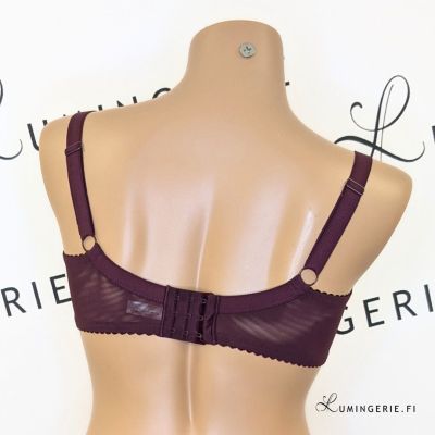 Plaisir Lush UW Lace Bra Burgundy Underwired, non padded, stretch lace bra. 75-100, D-H 41621-33/BUR