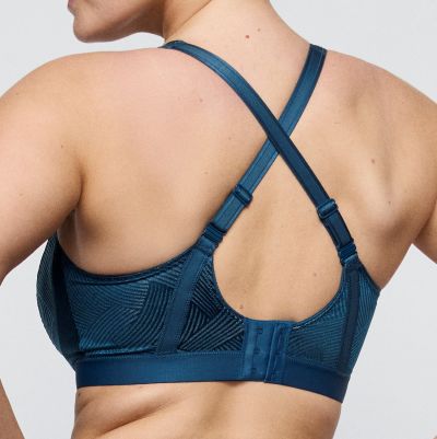 PrimaDonna The Game UW Sports Bra - Deep Blue Sea Underwired sports bra with racerback option. 70-95, D-H 6000510-DPS